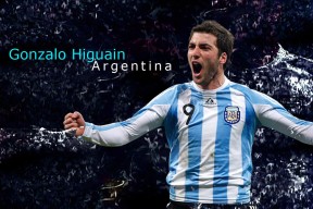 FIFA版权费用-王者归来！费德勒闪耀利物浦，首秀状态惊艳全场